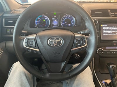 2017 Toyota Camry Hybrid XLE